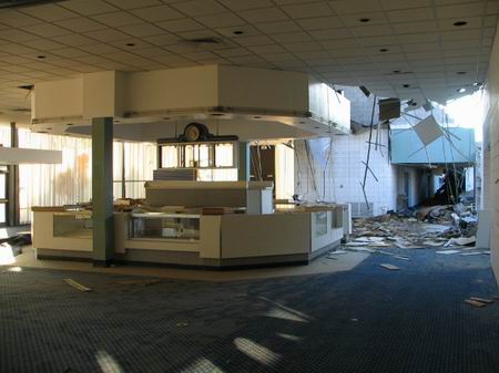 Showcase Cinemas Sterling Heights - Demo From Scott Biggs (newer photo)